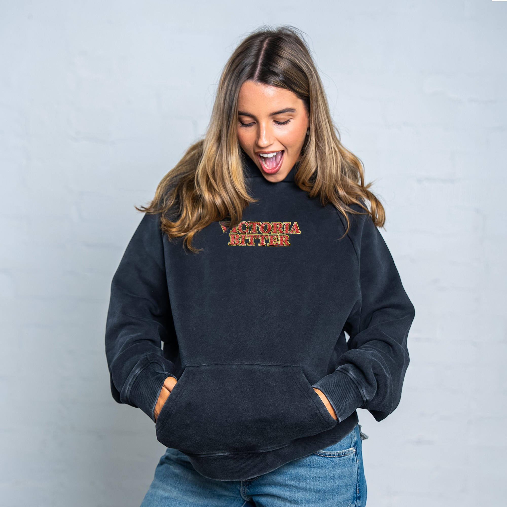 VICTORIA BITTER SPELLOUT EMBROIDERED VINTAGE BLACK HOODIE